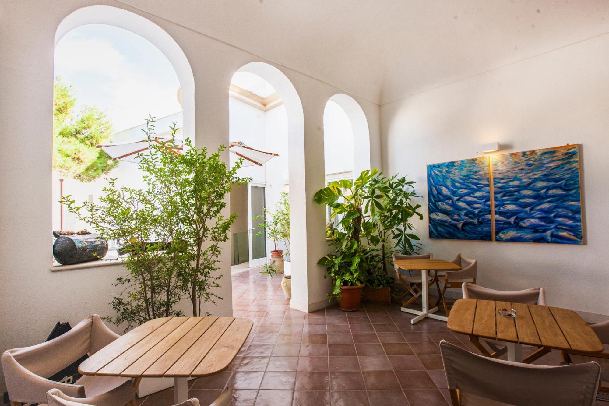 Aegusa Hotel فافينانا المظهر الخارجي الصورة