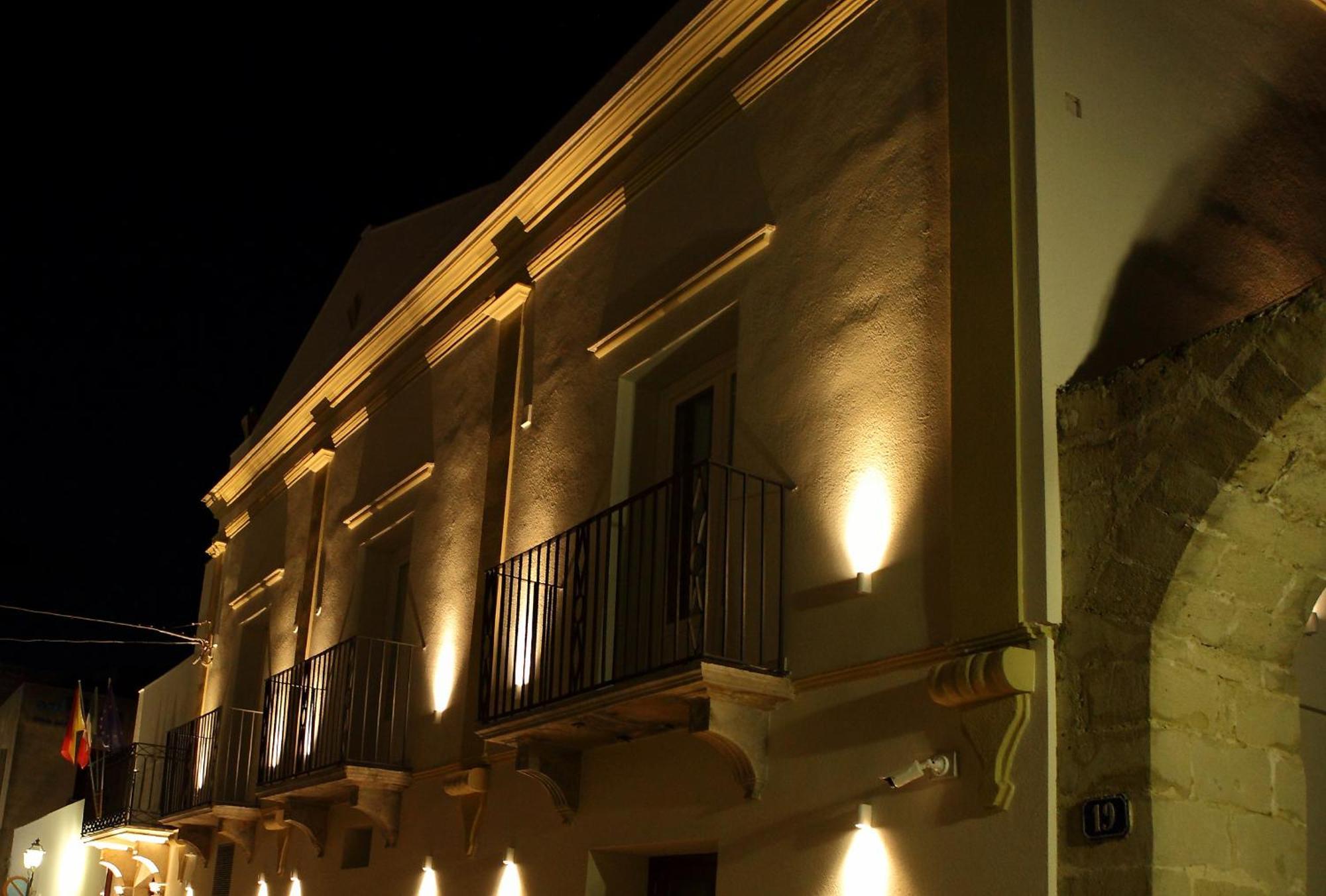 Aegusa Hotel فافينانا المظهر الخارجي الصورة