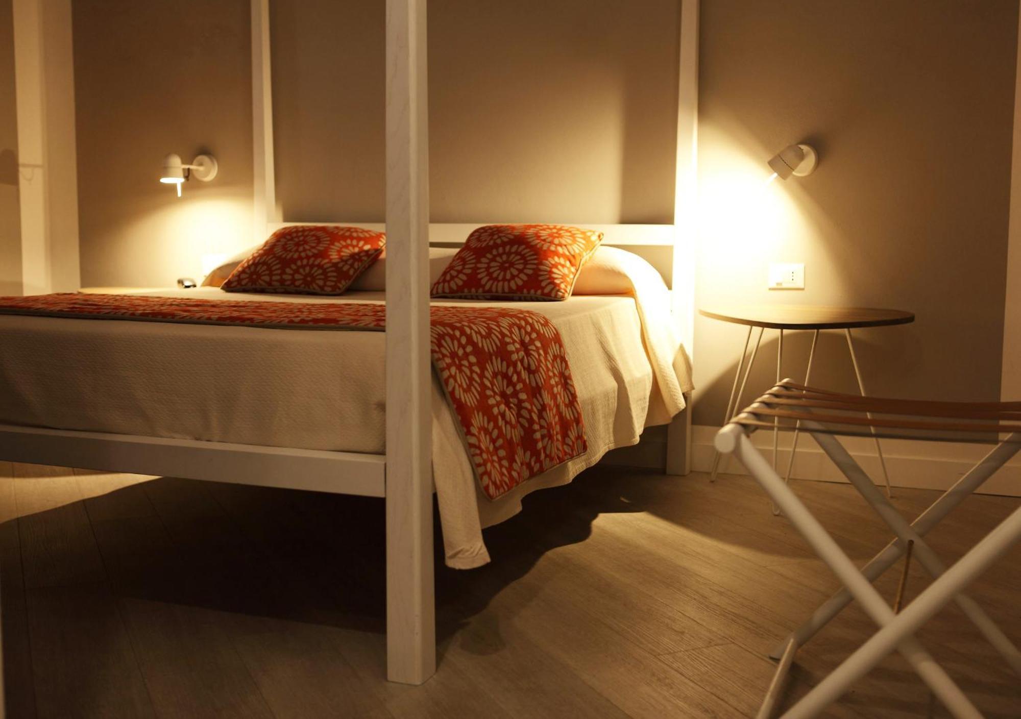 Aegusa Hotel فافينانا الغرفة الصورة